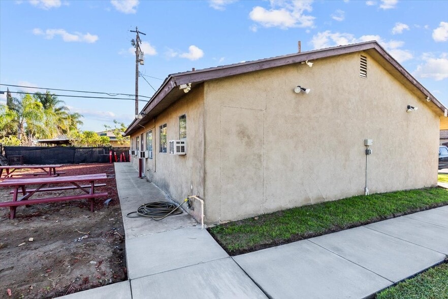More Photos Of 11385 Cedar Ave, Bloomington Religious Facility For Sale