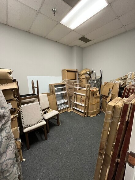 More Photos Of 10498 Colonel Ct, Manassas Research And Development For Sale