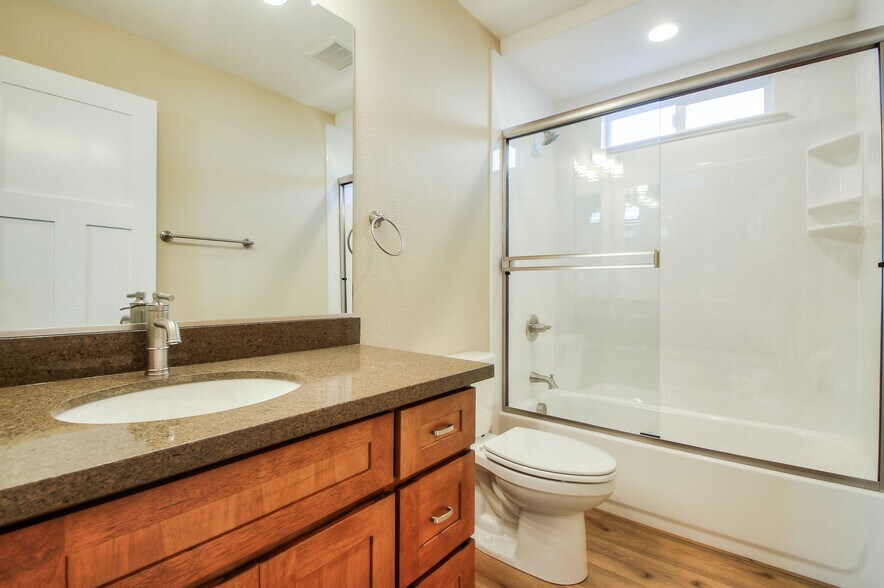 More Photos Of 284 I St, Livermore Apartments For Sale