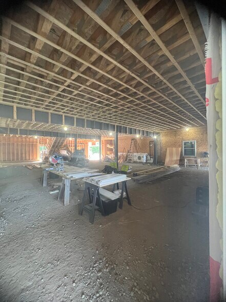 More Photos Of 255 Cape Hwy, East Taunton Storefront Retail Office For Lease