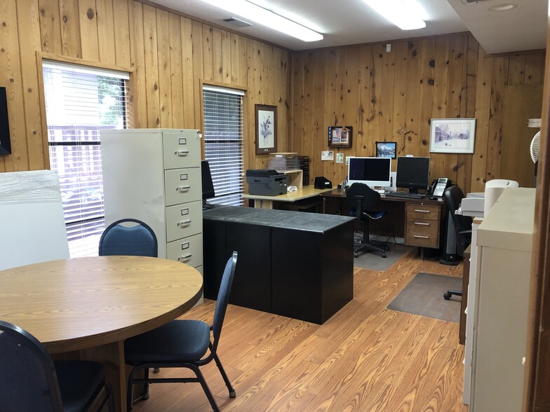 More Photos Of 1608 F St, Modesto Loft Creative Space For Sale