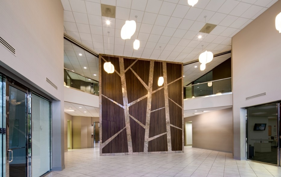 More Photos Of 65 Germantown Ct, Memphis Office For Lease