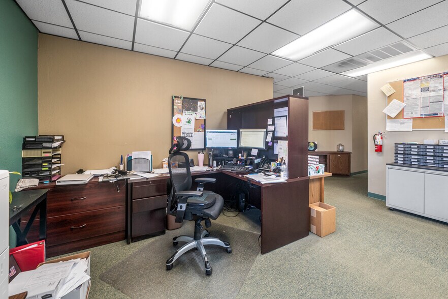 More Photos Of 760 S Stapley Dr, Mesa Office For Sale