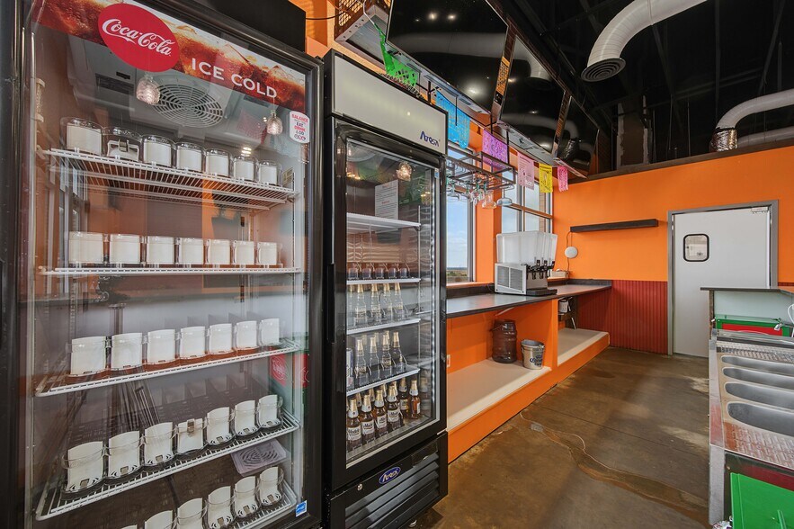 More Photos Of 2290 Rawlings Blvd, Pueblo Freestanding For Lease