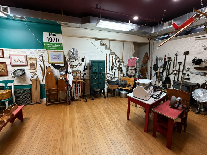 More Photos Of 123 S Union St, Traverse City Freestanding For Sale