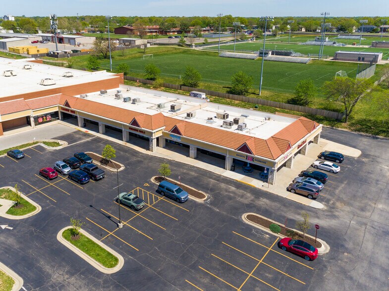 More Photos Of 11528-11570 W 95th St, Overland Park Unknown For Lease