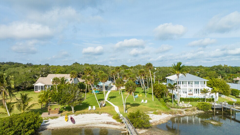 More Photos Of 11450 S Indian River Dr, Sebastian Hotel For Sale