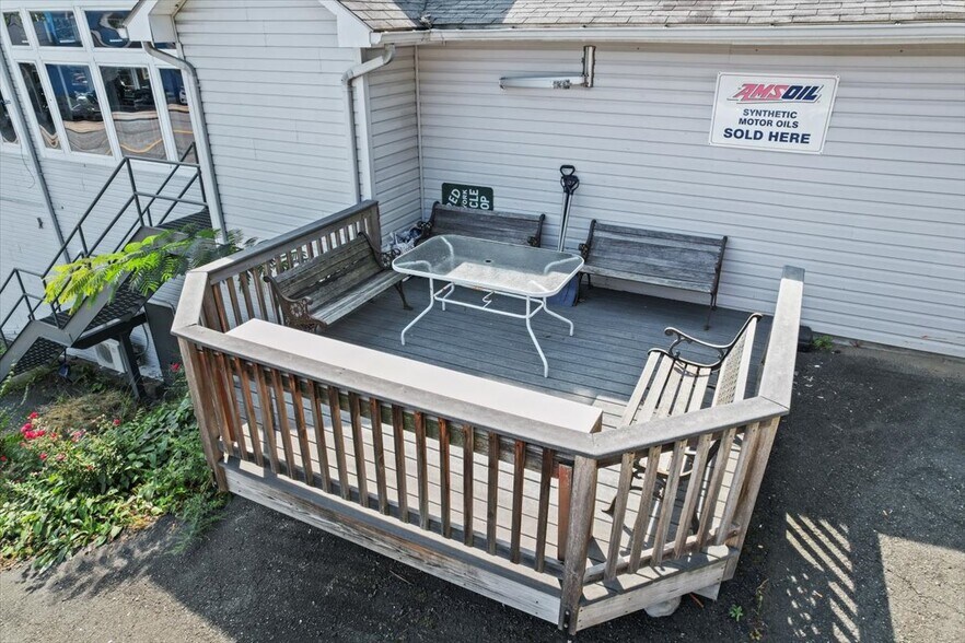 More Photos Of 1005 Route 9W, Fort Montgomery Auto Repair For Sale