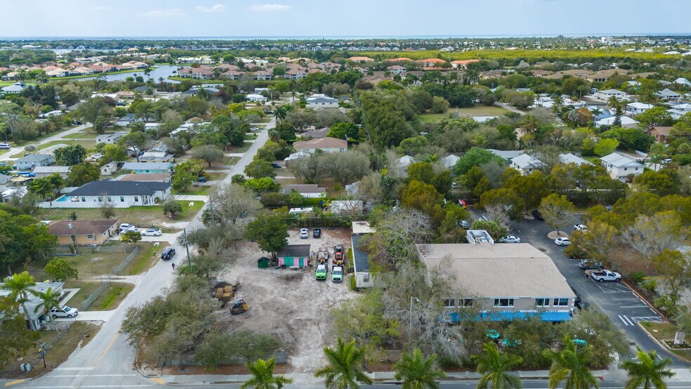 More Photos Of 2705 Barrett ave, Naples Land For Sale