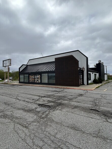 Primary Photo Of 6190 Broadway, Merrillville Restaurant For Sale