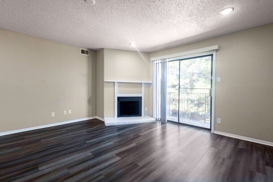 More Photos Of 5202 Bangor Ave, Lubbock Apartments For Sale