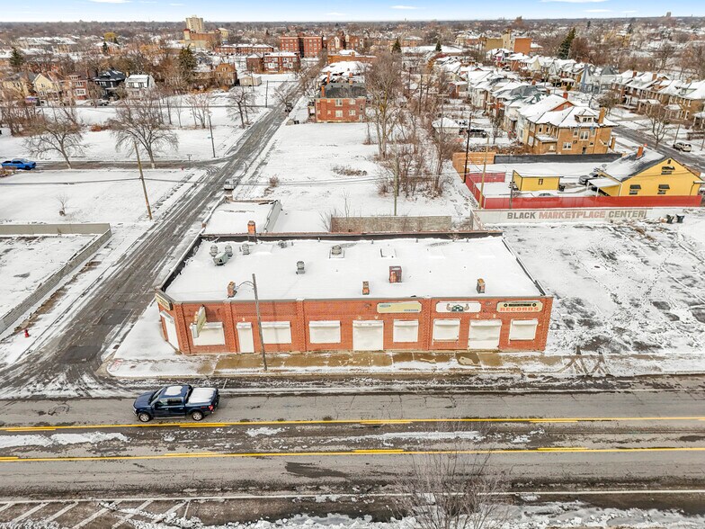 More Photos Of 3328 Joy Rd, Detroit General Retail For Sale