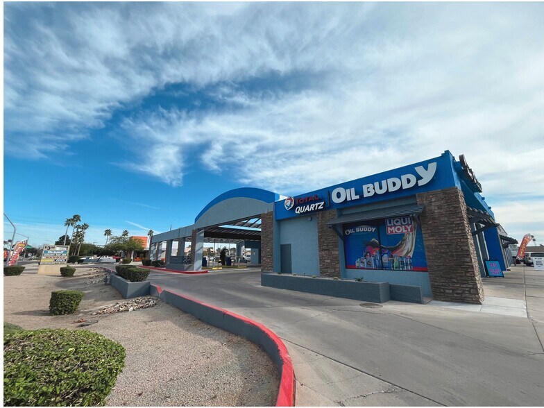 More Photos Of 2828 S Country Club Dr, Mesa Storefront Retail Office For Lease