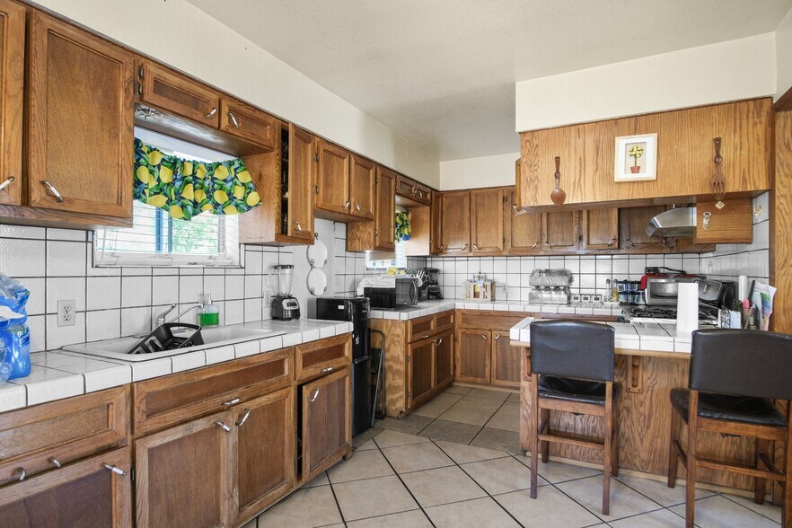 More Photos Of 329 S Stockton Ave, Ripon Religious Facility For Sale