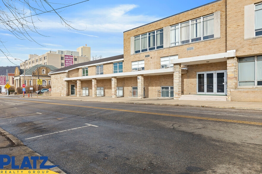 Primary Photo Of 335 W 5th St, East Liverpool Religious Facility For Sale