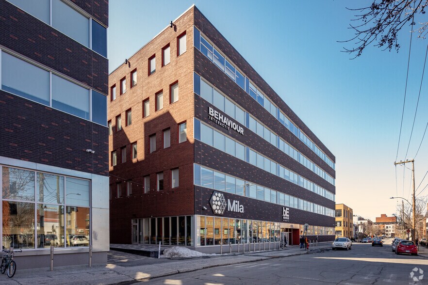 More Photos Of 6666 Rue Saint-Urbain, Montréal Office For Lease
