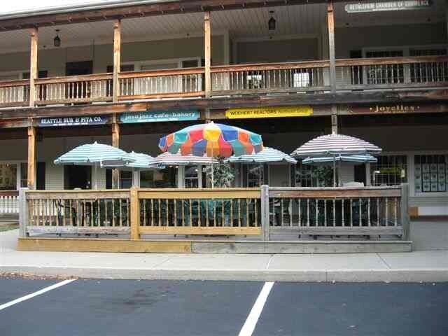 More Photos Of 318 Delaware Ave, Delmar Freestanding For Lease