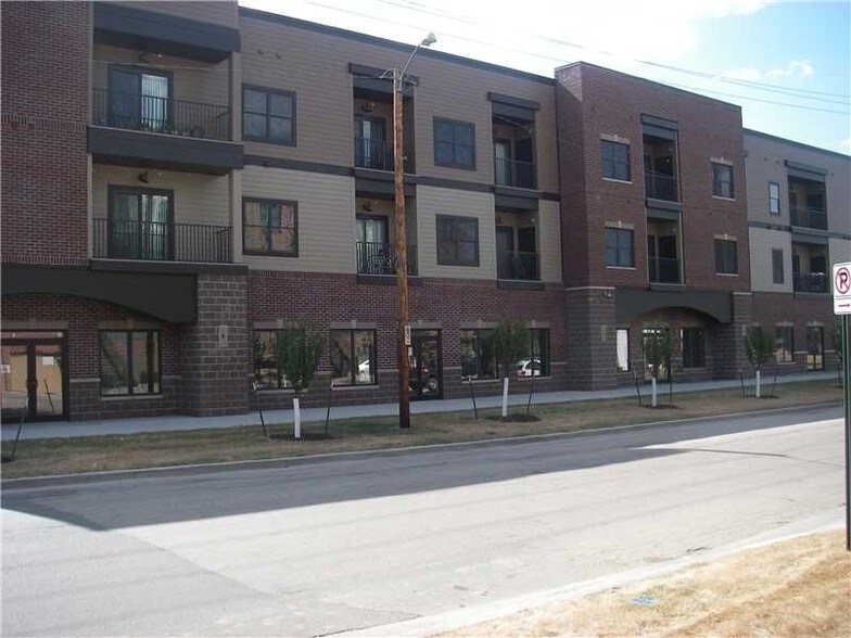 1113 6th St SE, Cedar Rapids, IA 52401 MultiFamily For Lease