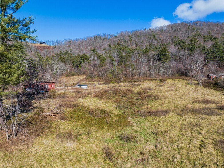 More Photos Of 300 Baird Cove Rd, Asheville Land For Sale