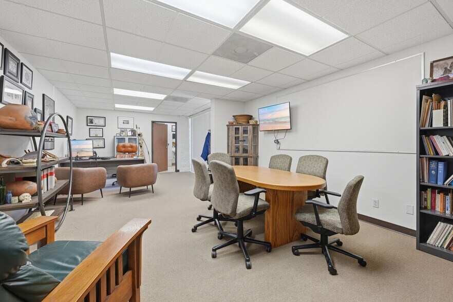 More Photos Of 14010 Poway Rd, Poway Freestanding For Sale
