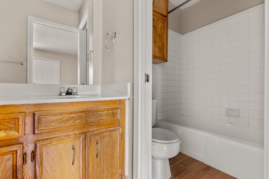 More Photos Of 2800 Stewart Dr, Waco Apartments For Sale