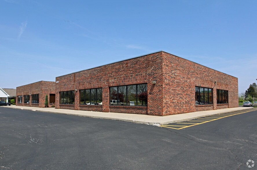 Primary Photo Of 2290 Lakeview Dr, Beavercreek Medical For Lease