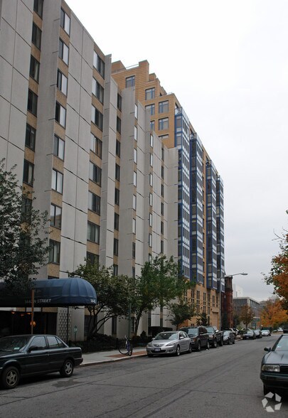 More Photos Of 1440 N St NW, Washington Apartments For Lease