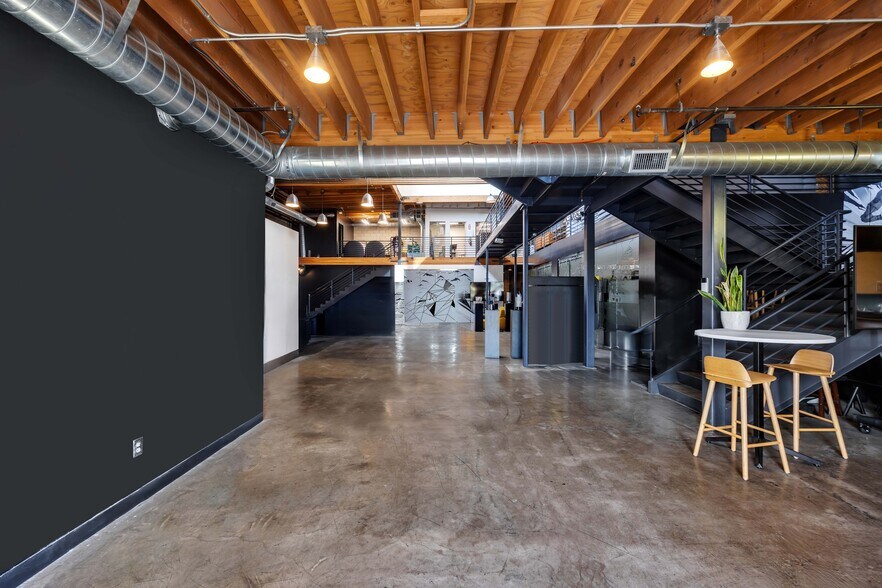 More Photos Of 1615 16th St, Santa Monica Loft Creative Space For Lease