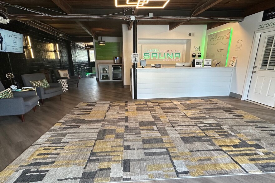 More Photos Of 165 Midland Ave, Lexington Health Club For Sale