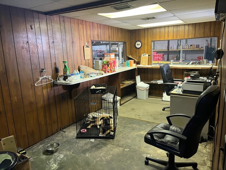 More Photos Of 1839 Ionia St, Jacksonville Warehouse For Lease