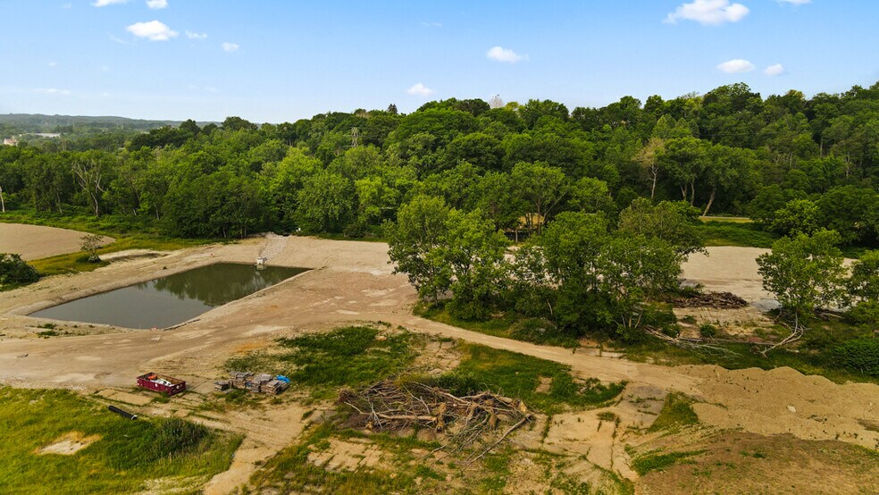 More Photos Of 5000 Warner Rd, Garfield Heights Land For Sale
