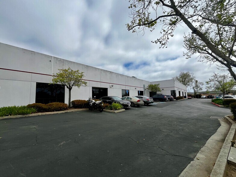More Photos Of 3949 Research Park Ct, Soquel Light Manufacturing For Lease