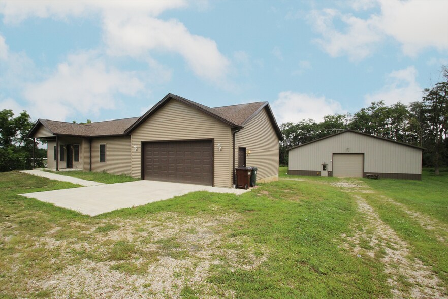 Primary Photo Of 4599 Abbeyville Rd, Medina Industrial For Sale