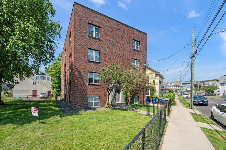 More Photos Of 305 Parrott Ave, Bridgeport Apartments For Sale