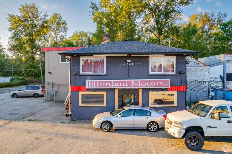 6861 Hastings St, Burnaby, BC V5B 1J8 Retail For Lease