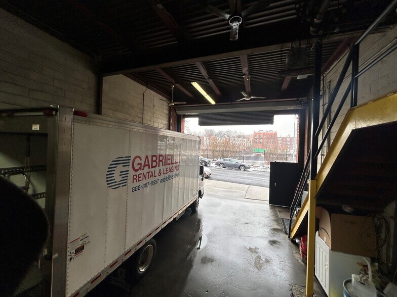 More Photos Of 197 34th St, Brooklyn Industrial For Sale