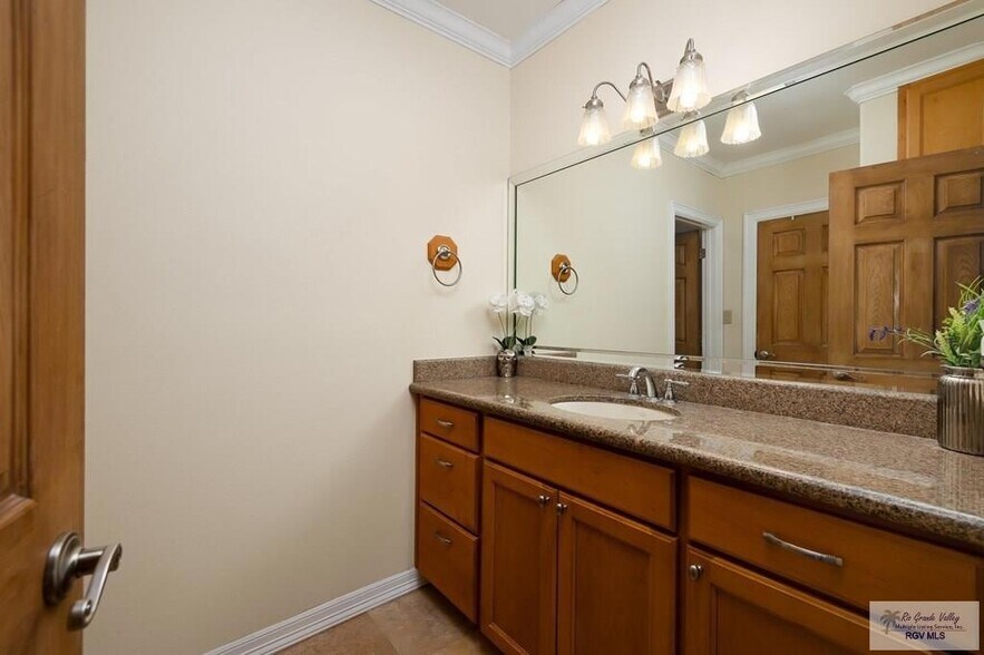More Photos Of 25219 Bass Blvd, Harlingen Lodge Meeting Hall For Sale