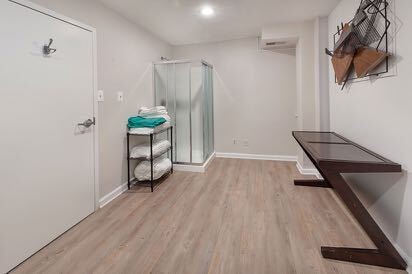 More Photos Of 502 W Maple Ave, Vienna Medical For Sale