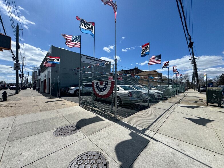 More Photos Of 2758 Coney Island Ave, Brooklyn Auto Dealership For Lease