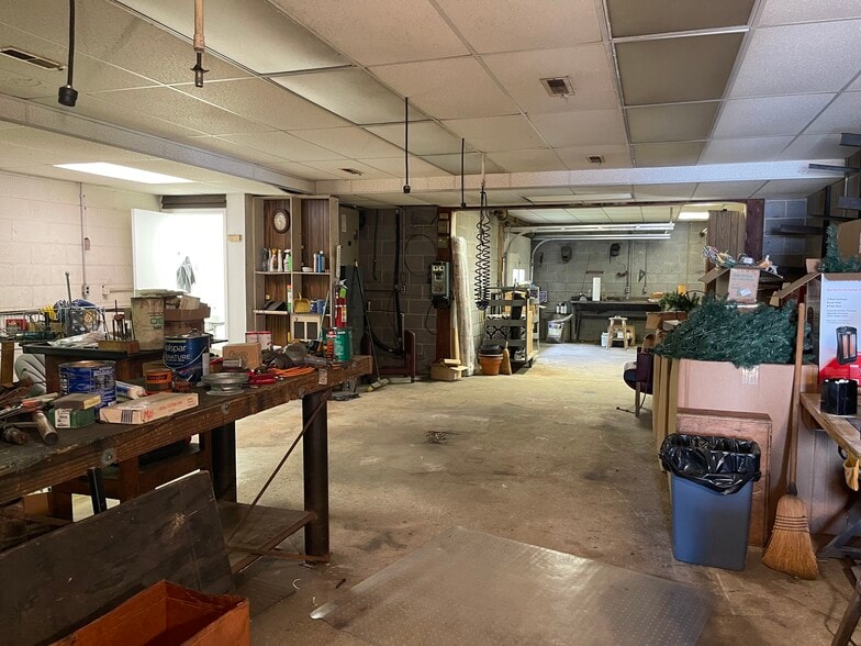 More Photos Of 11 Bell Ave, Denton Flex For Sale