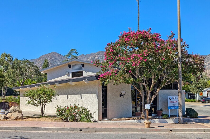 More Photos Of 302 El Paseo Rd, Ojai Office For Lease