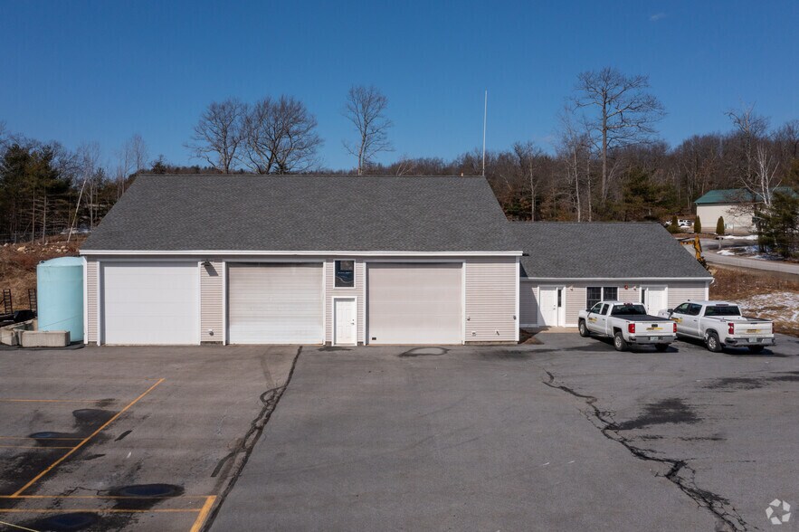 More Photos Of 15 King St, Auburn Service For Lease
