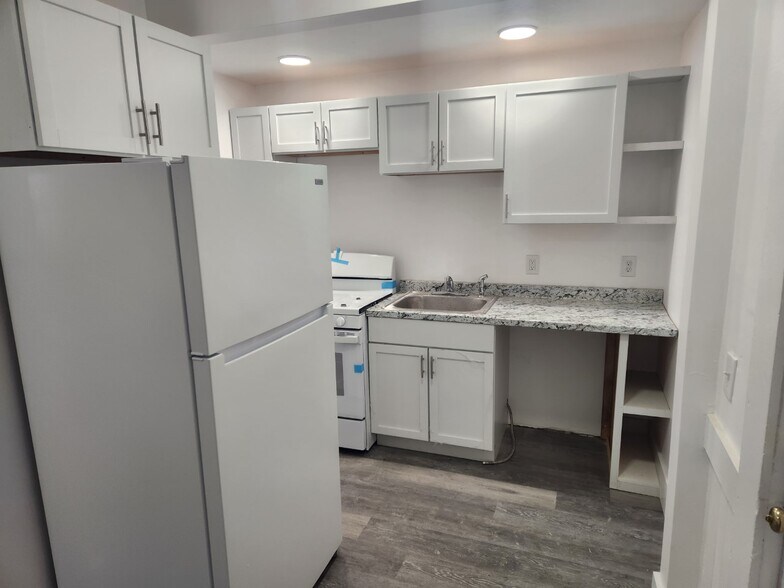 More Photos Of 15-25 Lunenburg St, Fitchburg Storefront Retail Residential For Sale