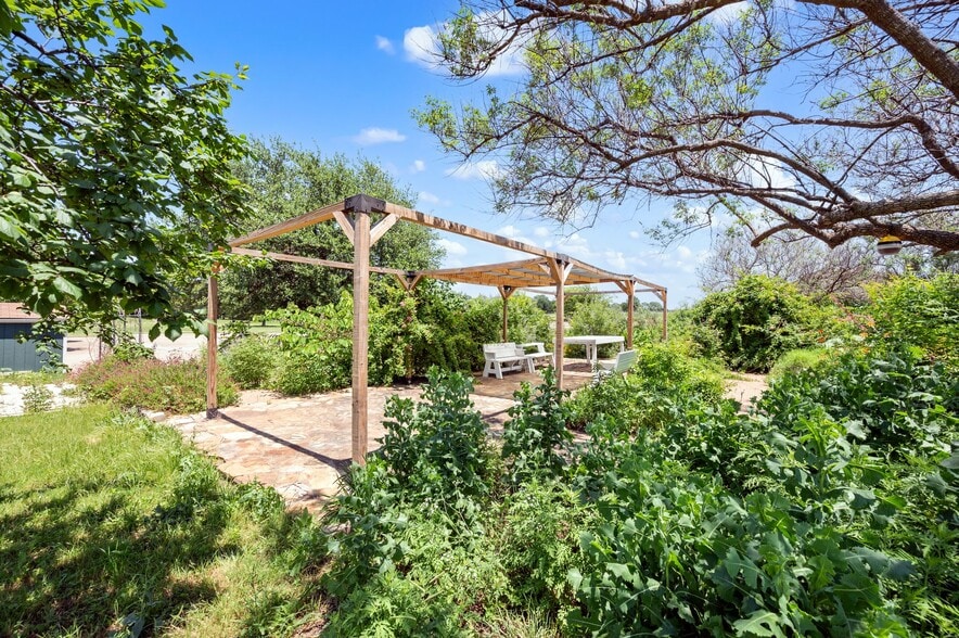 More Photos Of 801 Shady Oaks Dr, Southlake Specialty For Sale