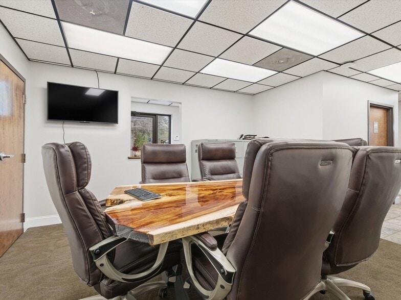 More Photos Of 2118 Carolina Place Dr, Fort Mill Warehouse For Sale