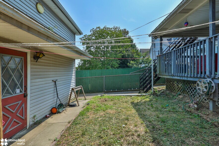 More Photos Of 1337 Washington St, Easton Multifamily For Sale