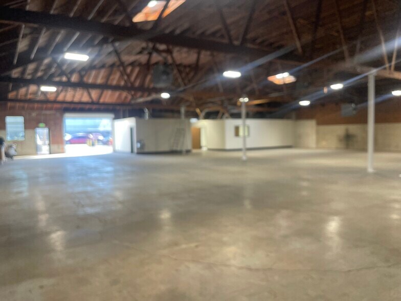 More Photos Of 13525 Alma Ave, Gardena Manufacturing For Lease