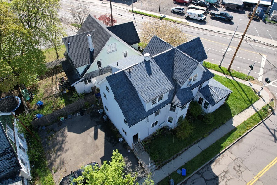 More Photos Of 1801 E Main St, Endicott Apartments For Sale