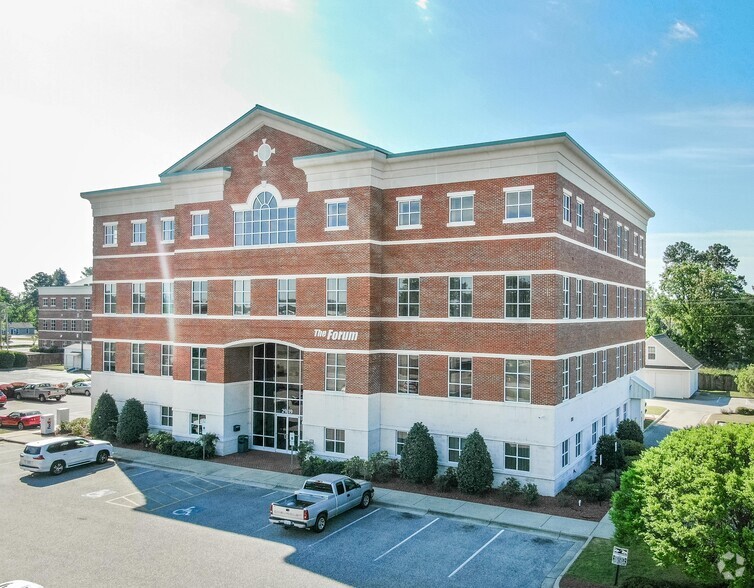 More Photos Of 2919 Breezewood Ave, Fayetteville Office For Sale