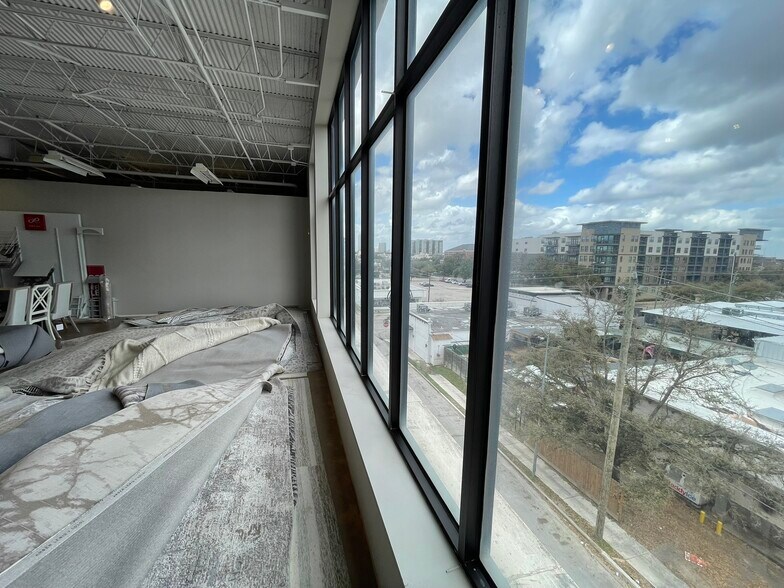 More Photos Of , Houston General Retail For Sale